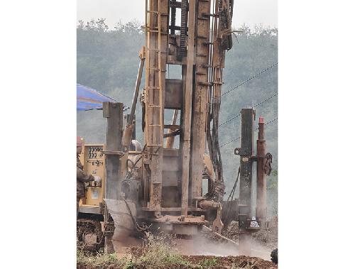 山區打深水井（3）